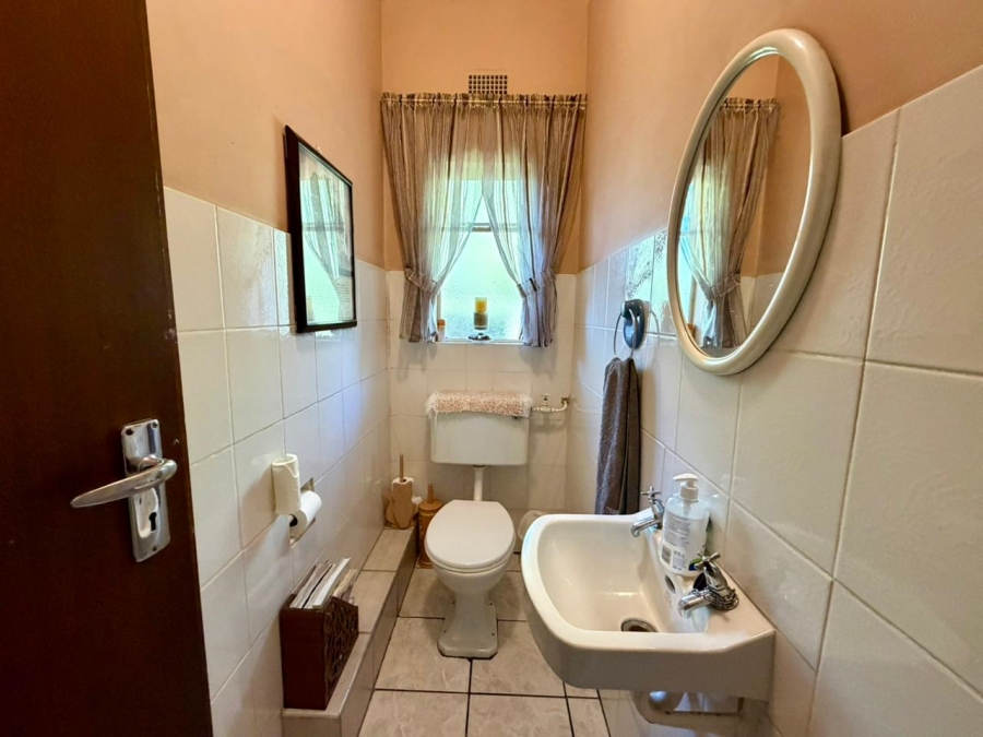 3 Bedroom Property for Sale in Oudtshoorn North Western Cape